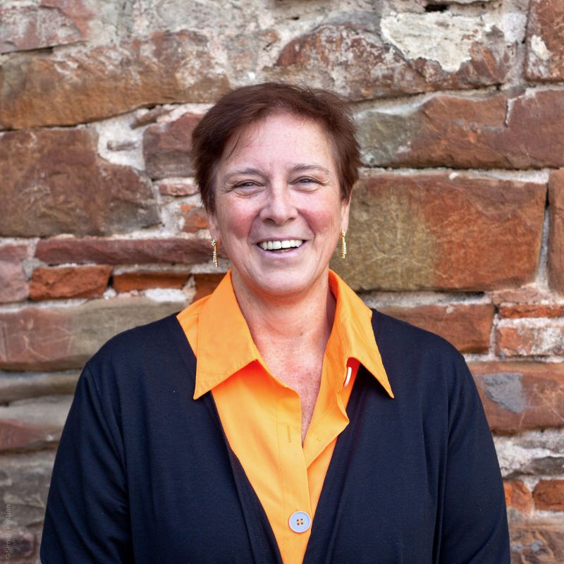 Frau Conny Sauerland