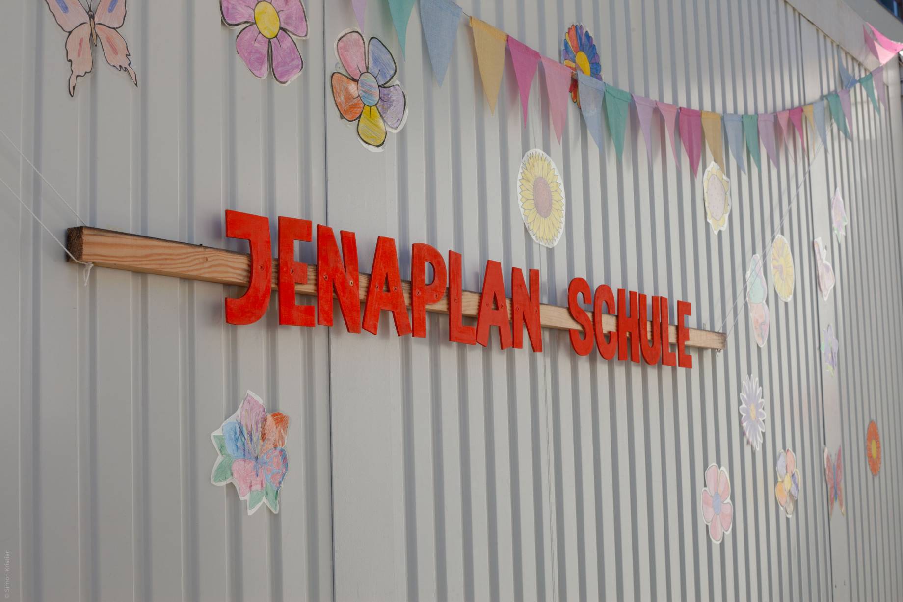 Gebasteltes Logo der Jenaplan Schule